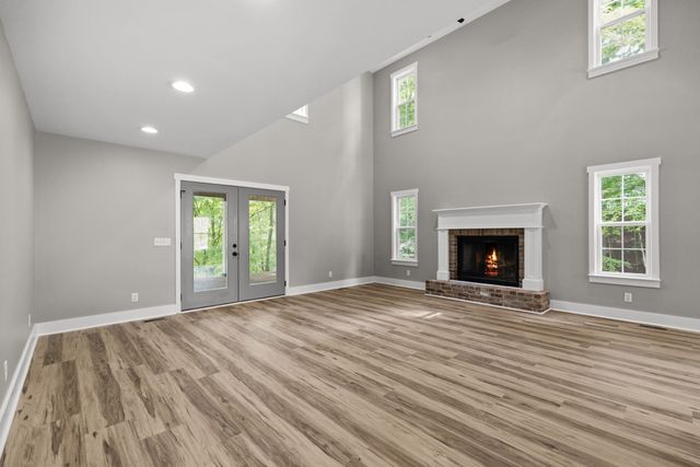 1530 Ridgeview Run, Lynchburg, TN 37352