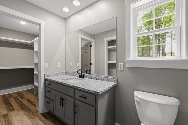 1530 Ridgeview Run, Lynchburg, TN 37352