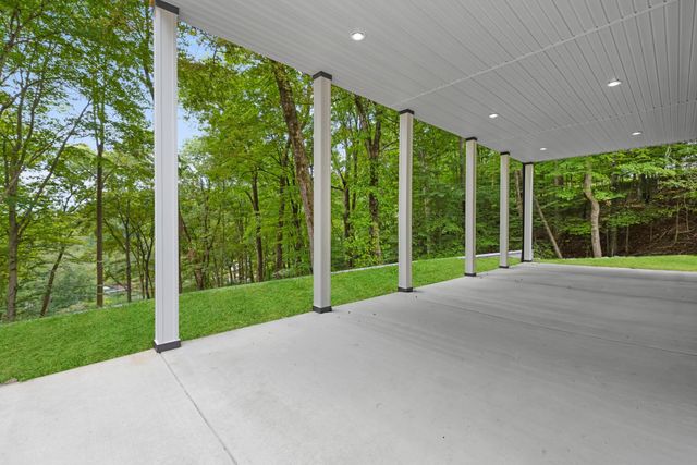 1530 Ridgeview Run, Lynchburg, TN 37352