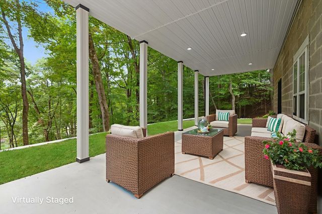 1530 Ridgeview Run, Lynchburg, TN 37352