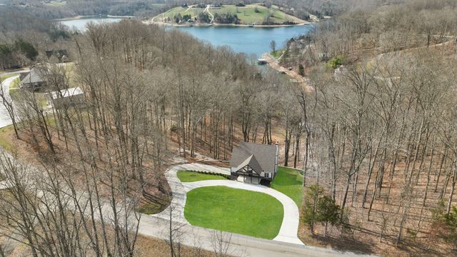 1530 Ridgeview Run, Lynchburg, TN 37352