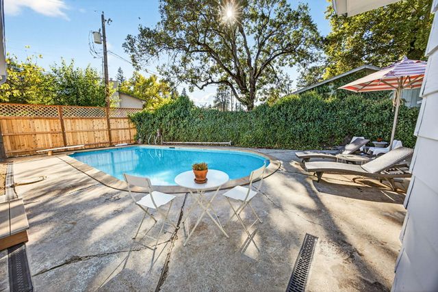 610 J Street, Medford, OR 97501