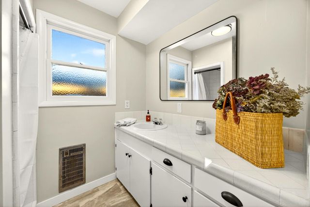 610 J Street, Medford, OR 97501