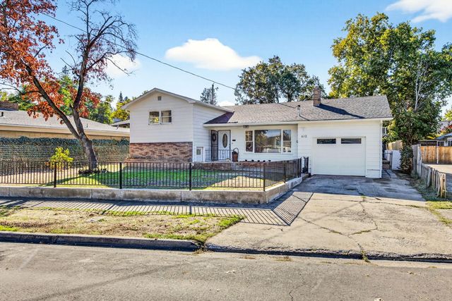 610 J Street, Medford, OR 97501