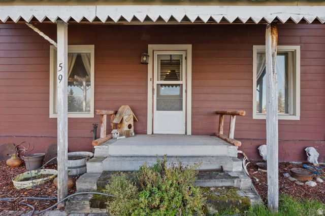 59 W 1ST S, Paris, ID 83261