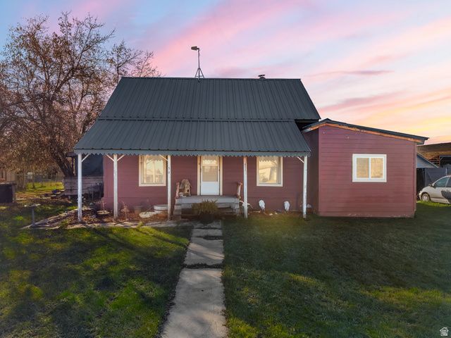59 W 1ST S, Paris, ID 83261