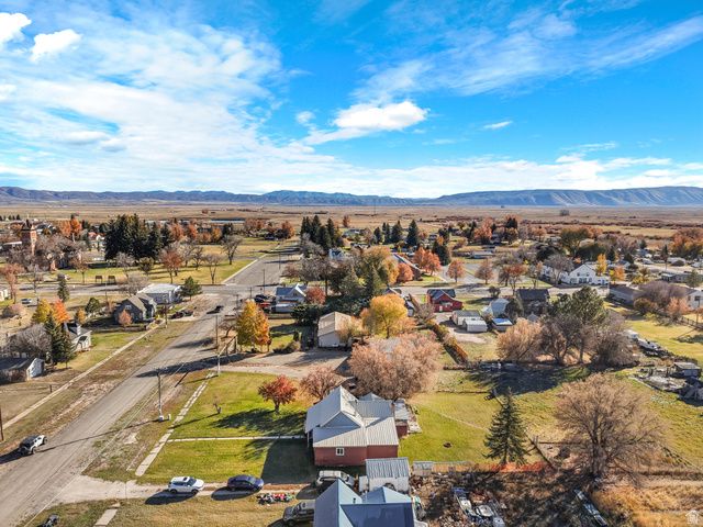 59 W 1ST S, Paris, ID 83261