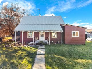 59 W 1ST S, Paris, ID 83261