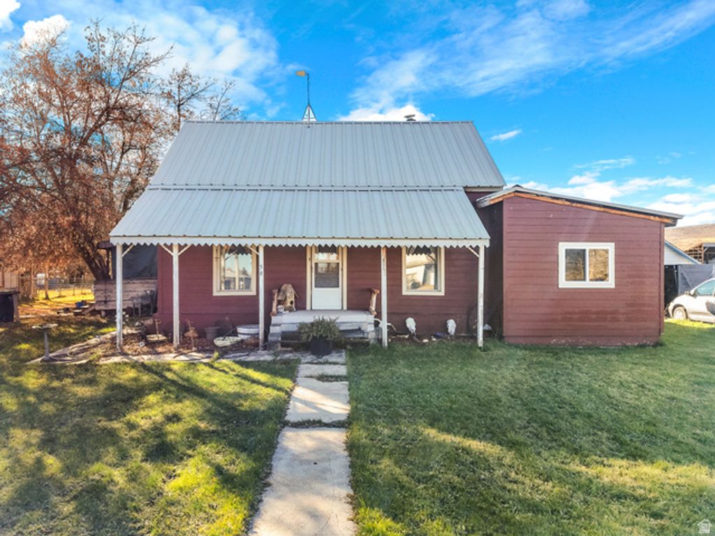 59 W 1ST S, Paris, ID 83261