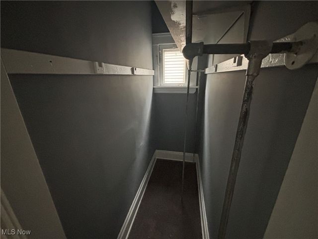 10004 Mount Auburn Avenue, Cleveland, OH 44104