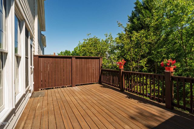 206 Brookgreen Drive, Chapel Hill, NC 27516