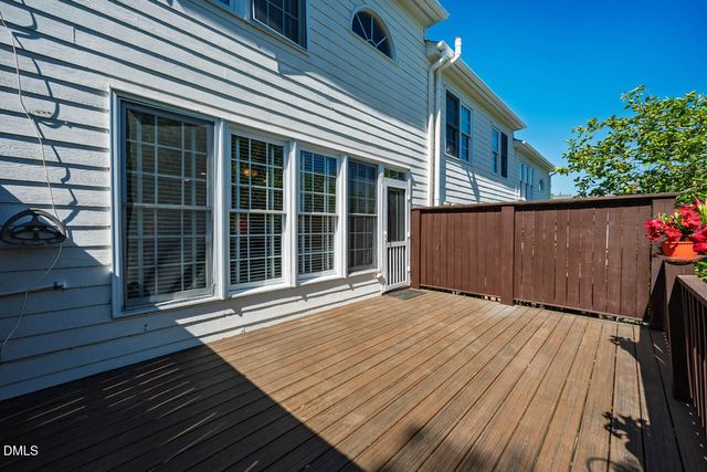 206 Brookgreen Drive, Chapel Hill, NC 27516