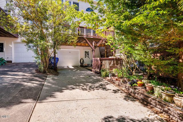 206 Brookgreen Drive, Chapel Hill, NC 27516