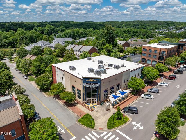 206 Brookgreen Drive, Chapel Hill, NC 27516