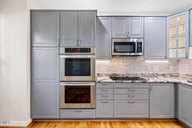 206 Brookgreen Drive, Chapel Hill, NC 27516