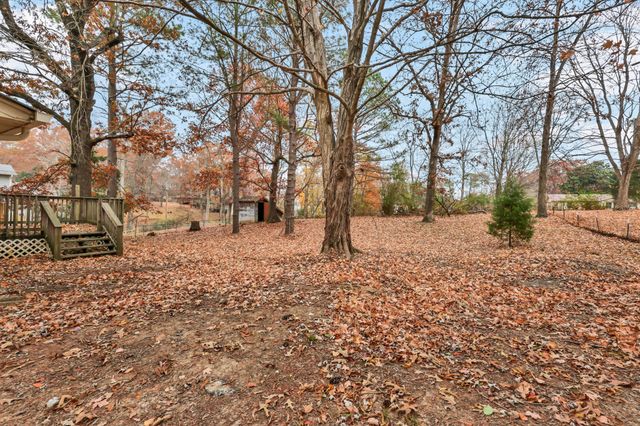 2842 Thrush Dr, Clarksville, TN 37040