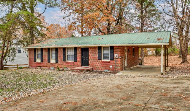 2842 Thrush Dr, Clarksville, TN 37040