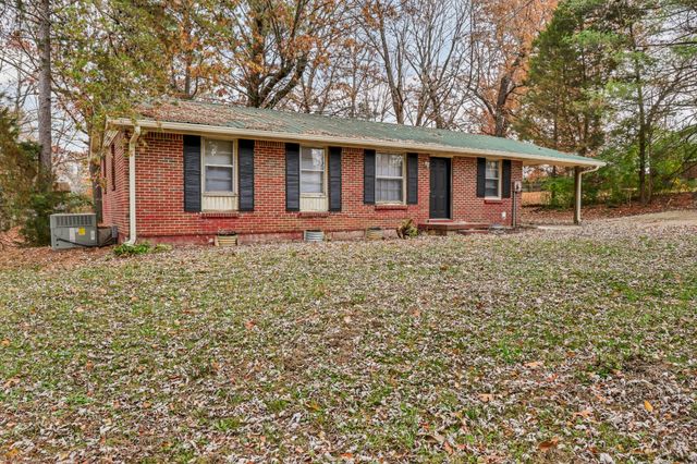 2842 Thrush Dr, Clarksville, TN 37040