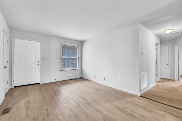 2842 Thrush Dr, Clarksville, TN 37040