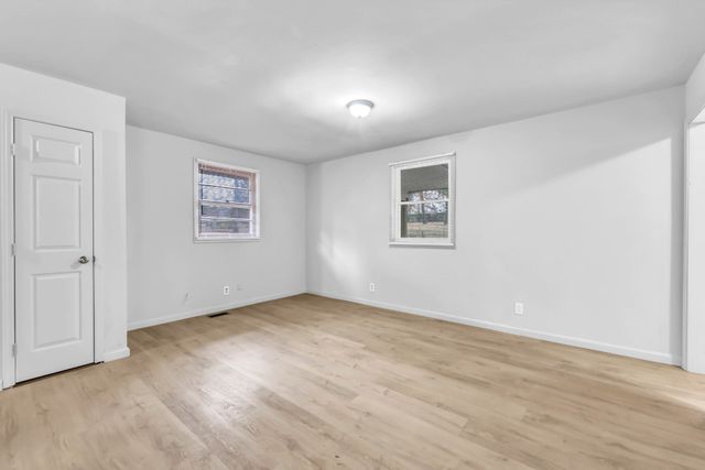 2842 Thrush Dr, Clarksville, TN 37040