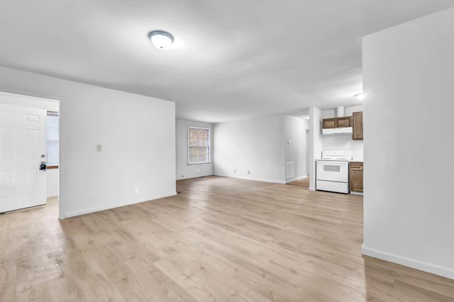 2842 Thrush Dr, Clarksville, TN 37040