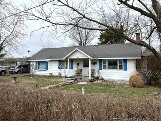 820 2nd Street, Cabool, MO 65689