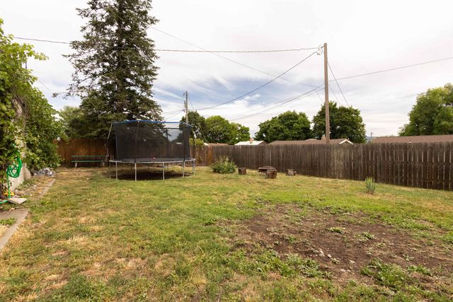 3604 E Fairview Ave, Spokane, WA 99217