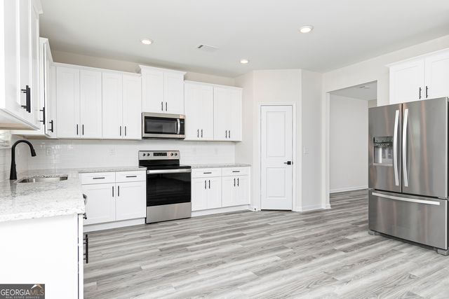 15 Bluegill Drive, Jefferson, GA 30549