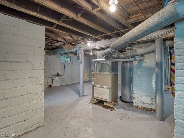 13511 Beaumont Avenue, East Cleveland, OH 44112