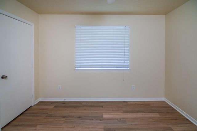 5705 Fargo Drive, Dickinson, TX 77539