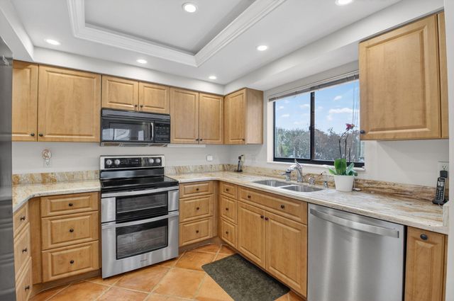 7320 Clunie Place 13906, Delray Beach, FL 33446