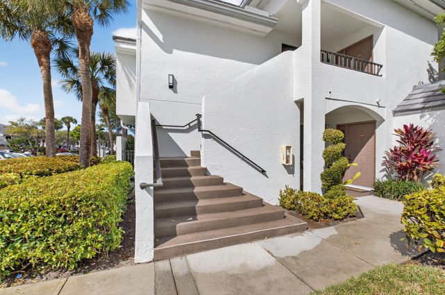 7320 Clunie Place 13906, Delray Beach, FL 33446