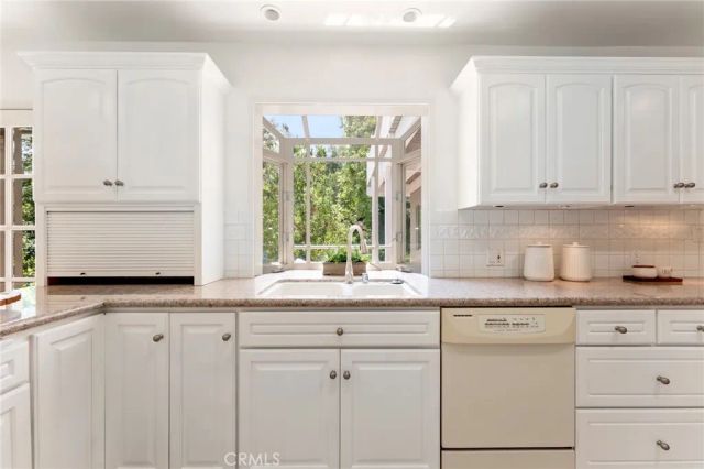 561 Sierra Meadows, Sierra Madre, CA 91024