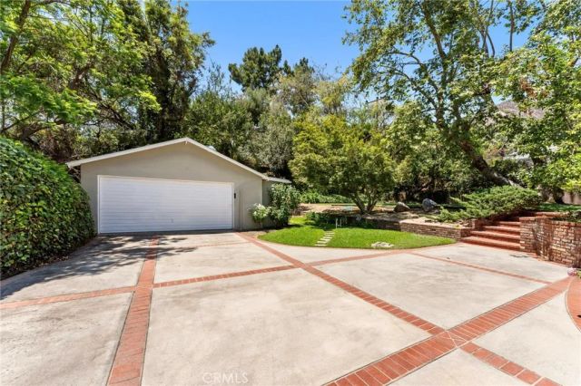 561 Sierra Meadows, Sierra Madre, CA 91024