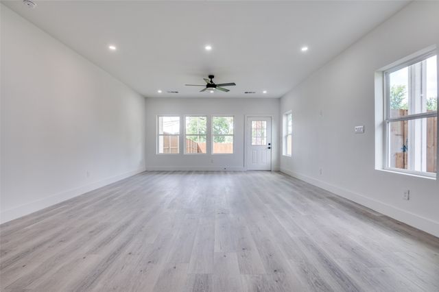 3413 Wendelkin Street, Dallas, TX 75215