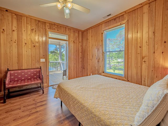 1296 Levi Street, Manning, SC 29102