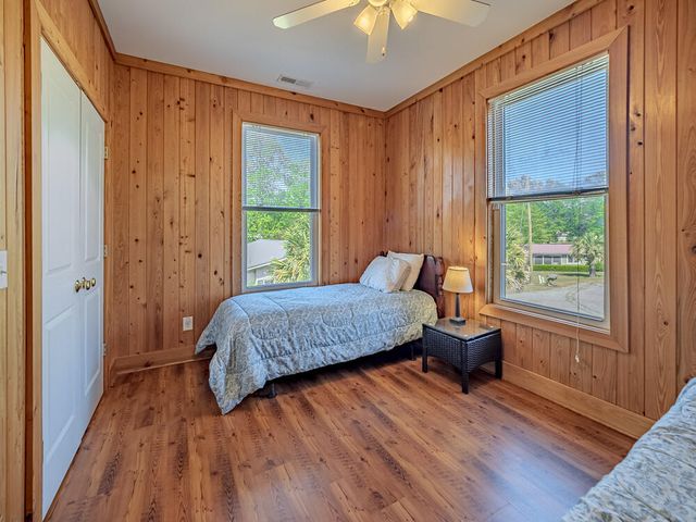 1296 Levi Street, Manning, SC 29102