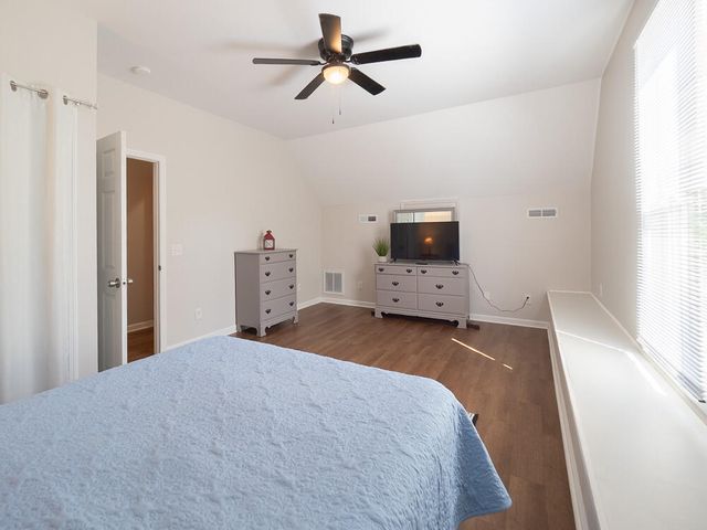 1296 Levi Street, Manning, SC 29102