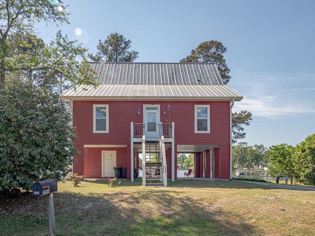 1296 Levi Street, Manning, SC 29102