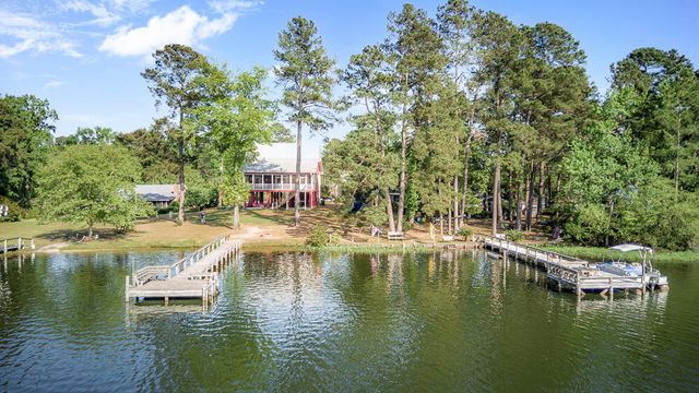 1296 Levi Street, Manning, SC 29102