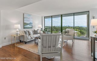 4401 LAKESIDE Drive, 1101, Jacksonville, FL 32210