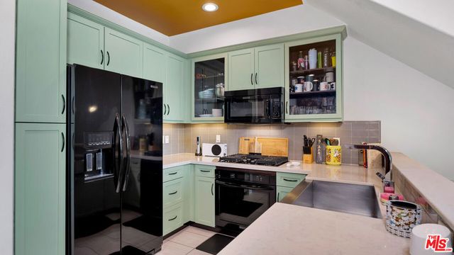 14104 W Chapparel Lane, Van Nuys, CA 91405