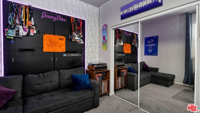 14104 W Chapparel Lane, Van Nuys, CA 91405