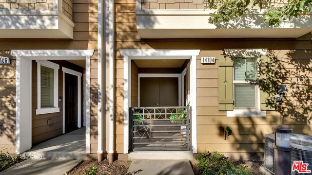 14104 W Chapparel Lane, Van Nuys, CA 91405