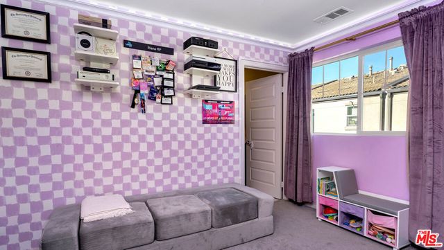 14104 W Chapparel Lane, Van Nuys, CA 91405