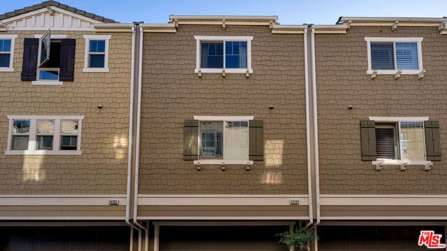 14104 W Chapparel Lane, Van Nuys, CA 91405