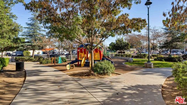 14104 W Chapparel Lane, Van Nuys, CA 91405