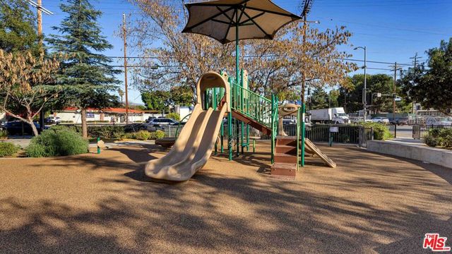 14104 W Chapparel Lane, Van Nuys, CA 91405