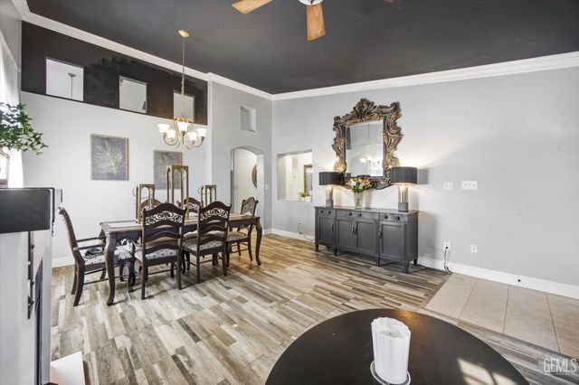 10720 Anacostia Way, Bakersfield, CA 93311