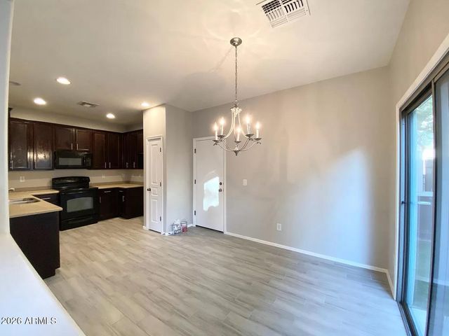 1677 E Elgin Street, Gilbert, AZ 85295
